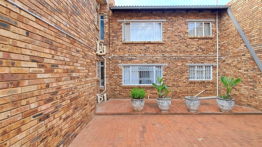 2 Bedroom Property for Sale in Fichardt Park Free State